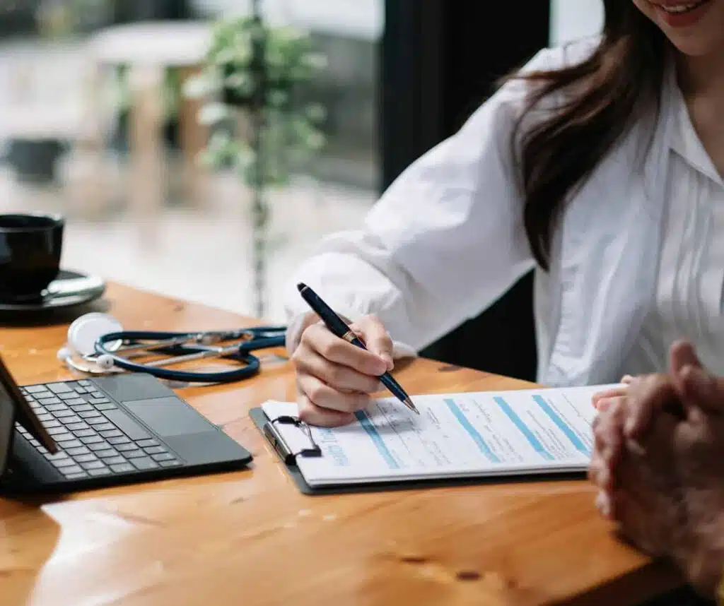 Career as an Insurance Claims Adjuster